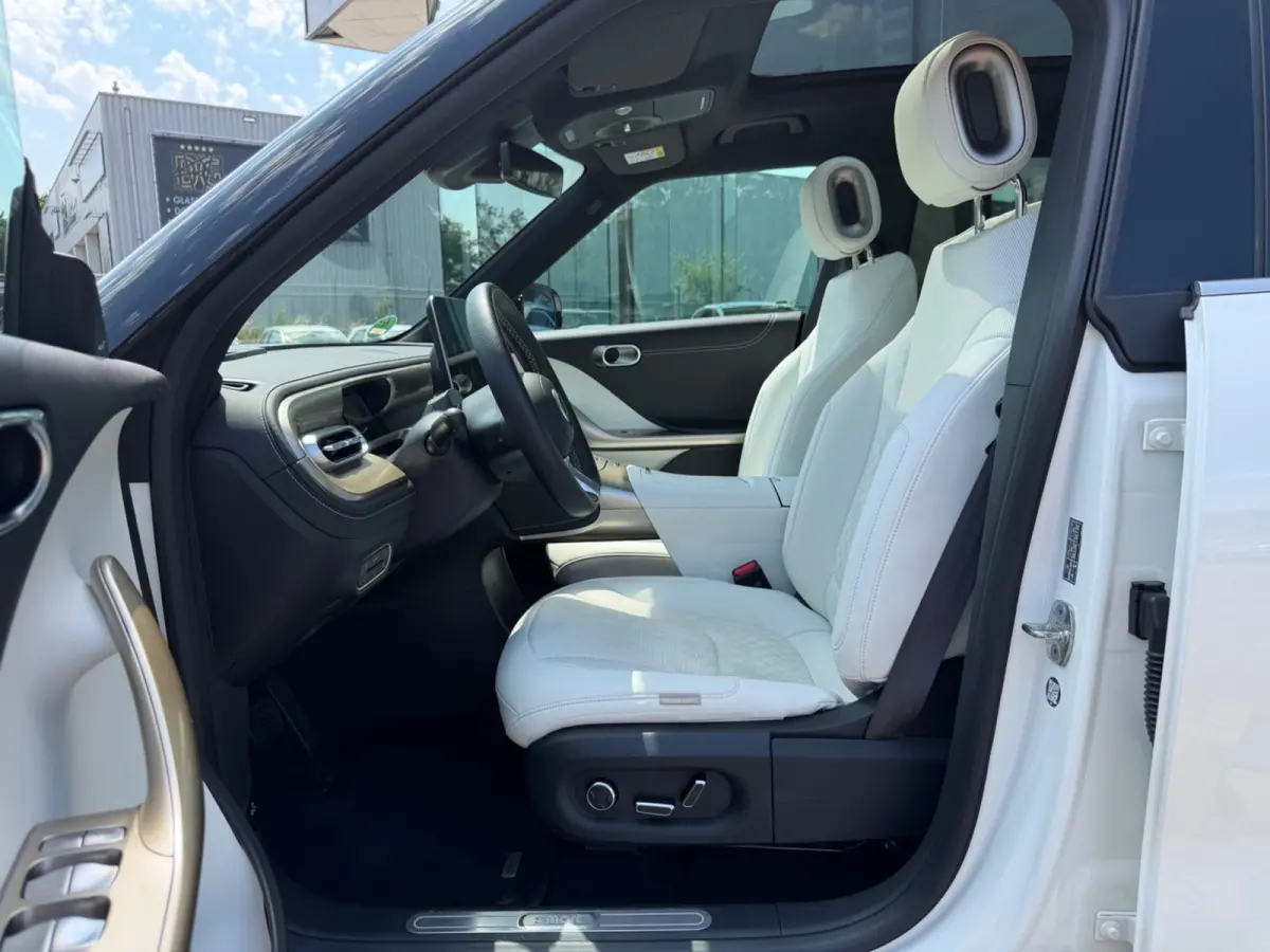 Launch Edition, NAP, limited 1 of 1000, 66 kWh