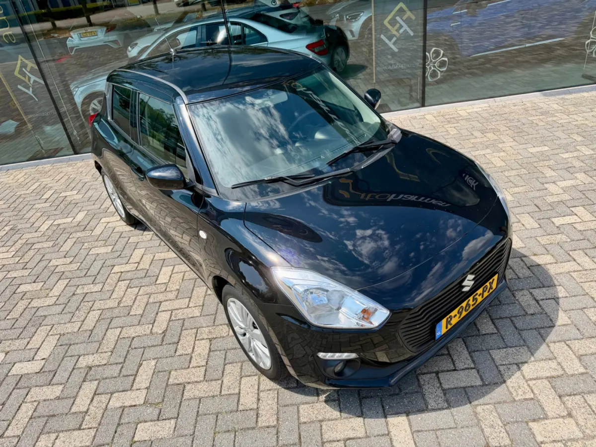 1.2 Select, CarPlay, Airco, Camera