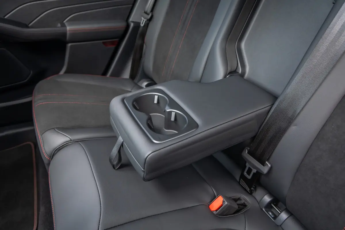 2.5 PHEV ST-Line X | Adaptive cruise control | Trekhaak Elek | Panorama-dak Elek | Winterpack | Stoelverwaming achter | Achteruitrijcamera | Apple Carplay/Android Auto | Bang&Olufsen | Dodeh
