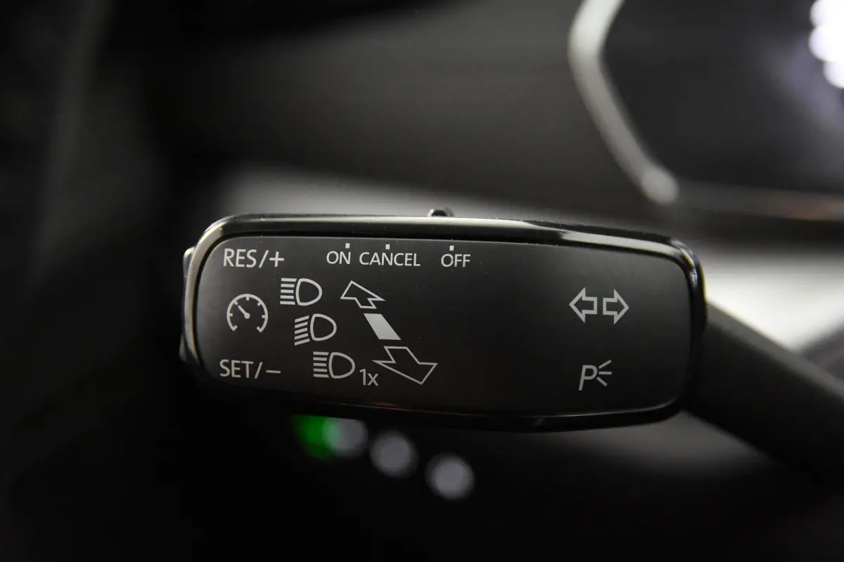 1.0 TSI Clever *1ste Eigenaar*Navigatie*Stoelverwarming*Camera*