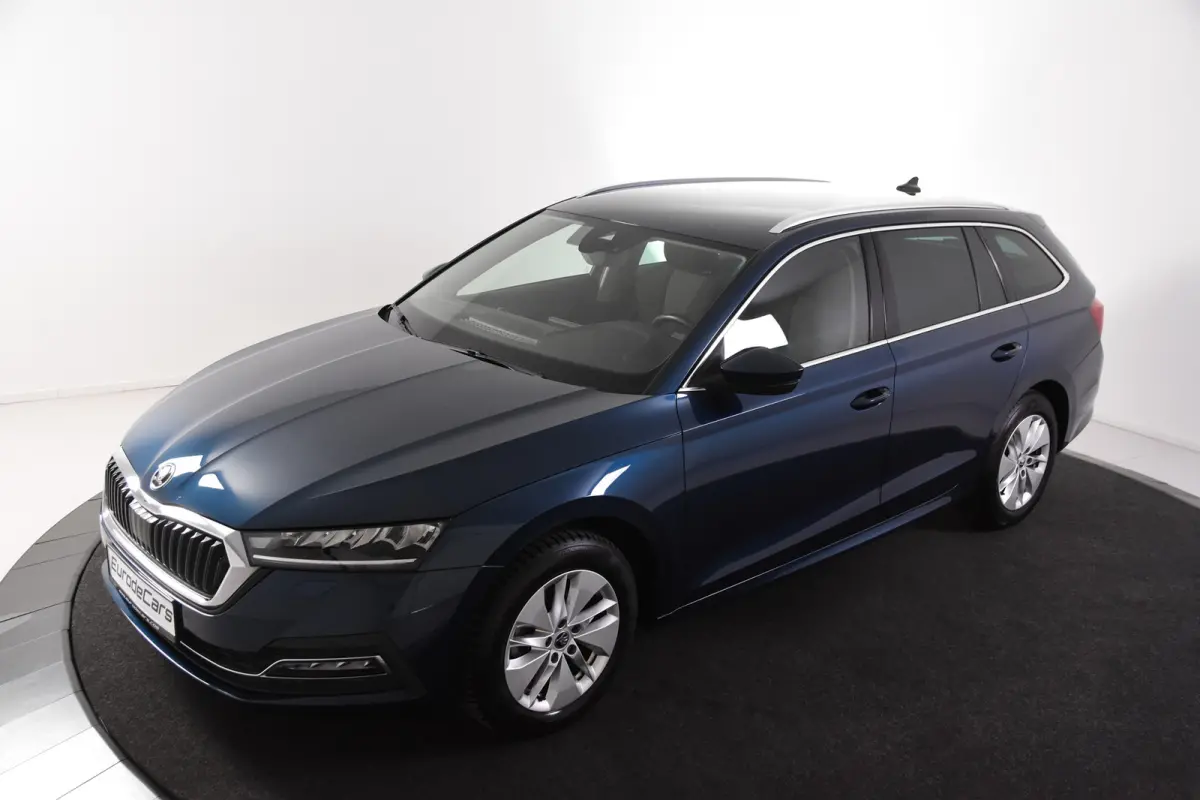 1.0 TSI Clever *1ste Eigenaar*Navigatie*Stoelverwarming*Camera*