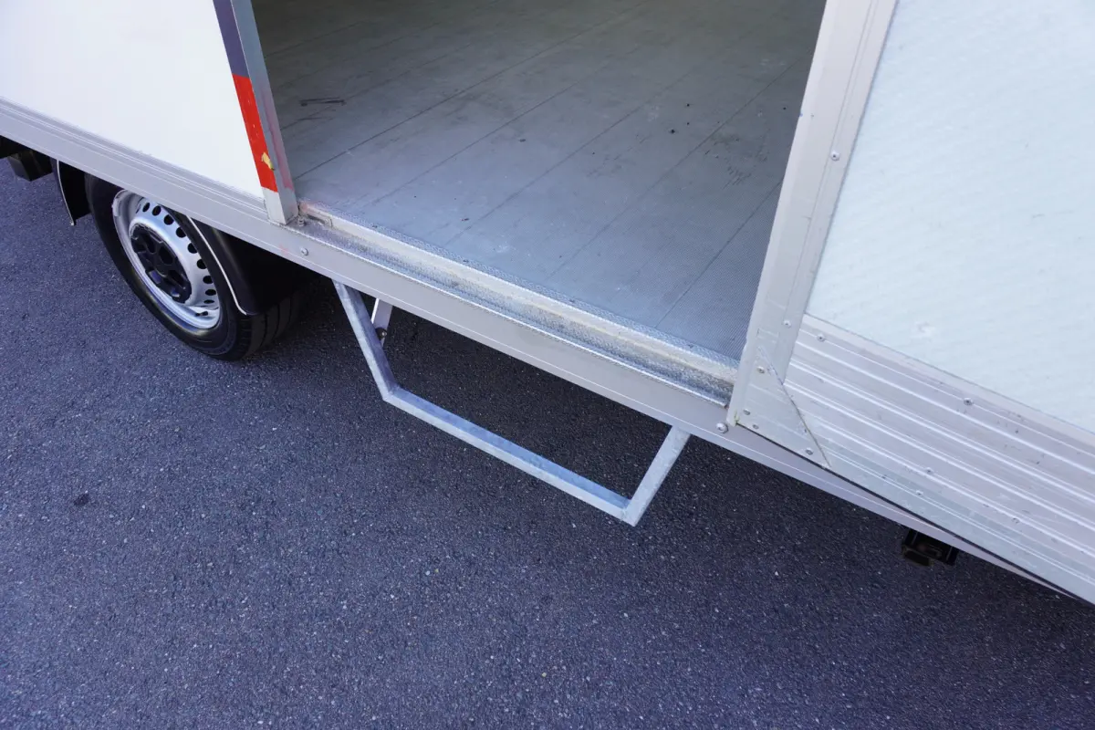 35S18 3 liter 180pk Automaat Bakwagen Laadklep Zijdeur Airo Standkachel PTO