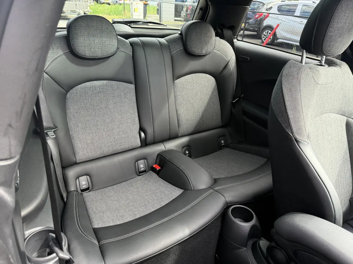 1.5 Cooper Pano/Camera/Apple
