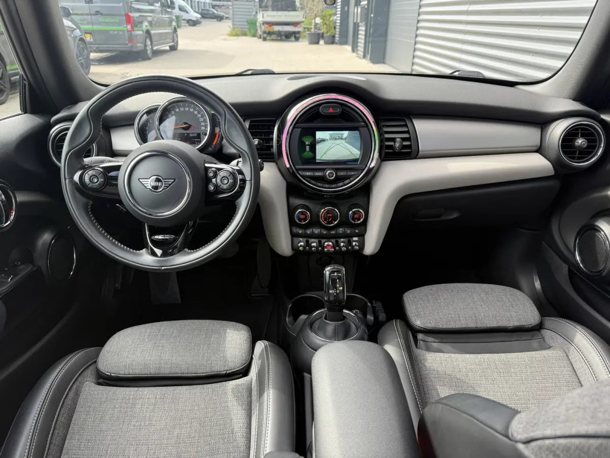 1.5 Cooper Pano/Camera/Apple