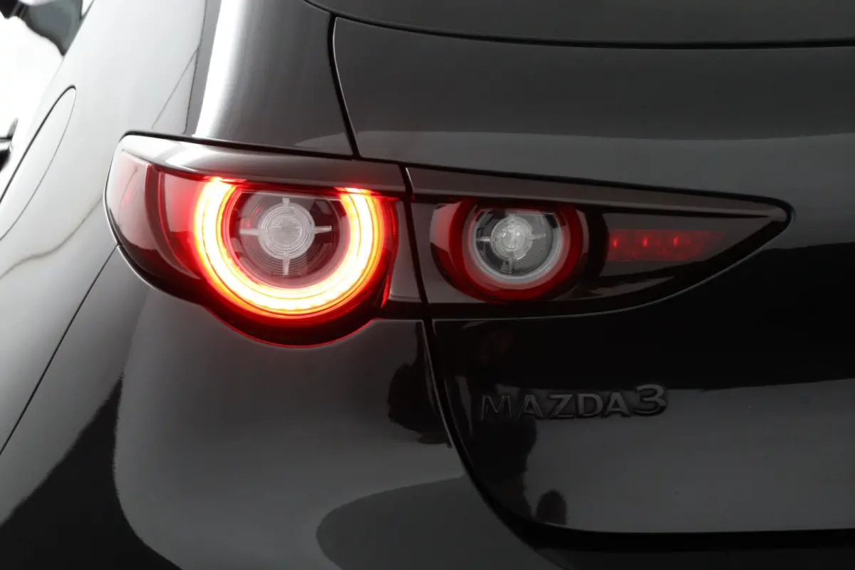 2.0 e-SkyActiv-G M Hybrid 150 Homura | Head-up Display | Adaptieve Cruise Control | Achteruitrijcamera |