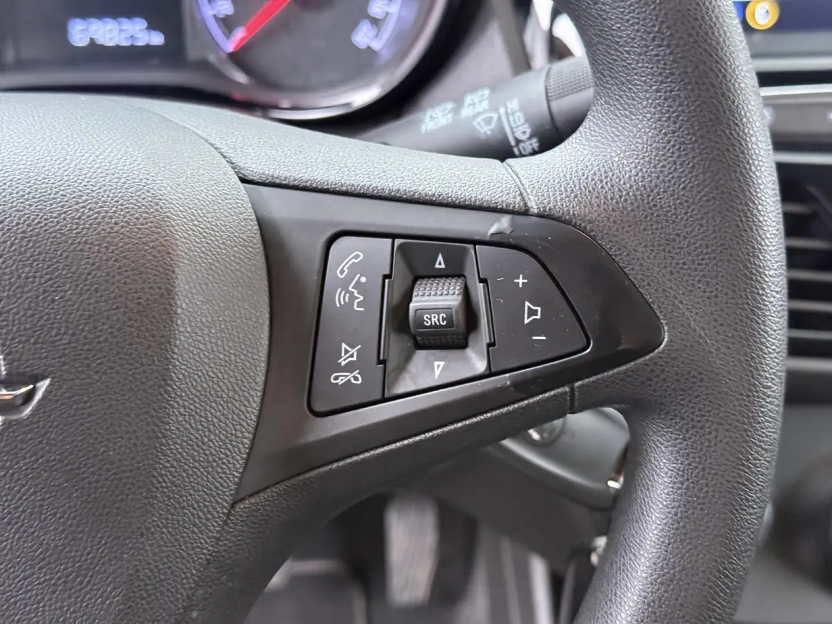 1.0 Online Edition | CarPlay/Android Auto | Parkeersensoren | Cruise Control |