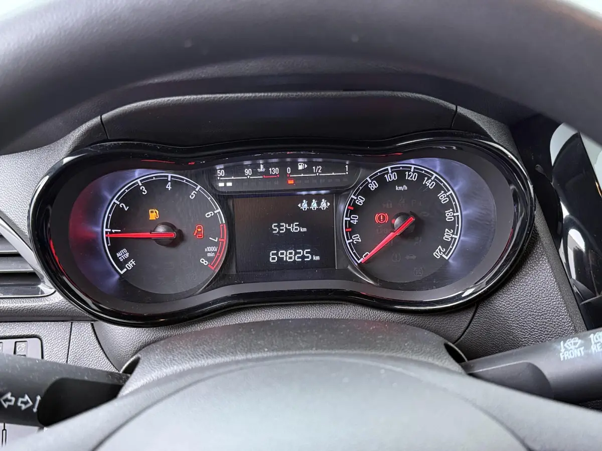 1.0 Online Edition | CarPlay/Android Auto | Parkeersensoren | Cruise Control |