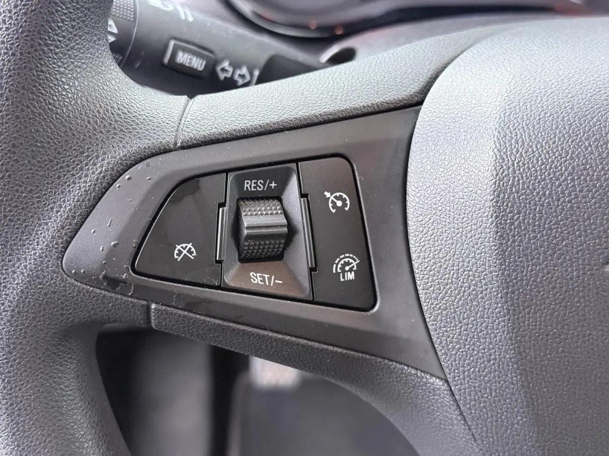 1.0 Online Edition | CarPlay/Android Auto | Parkeersensoren | Cruise Control |