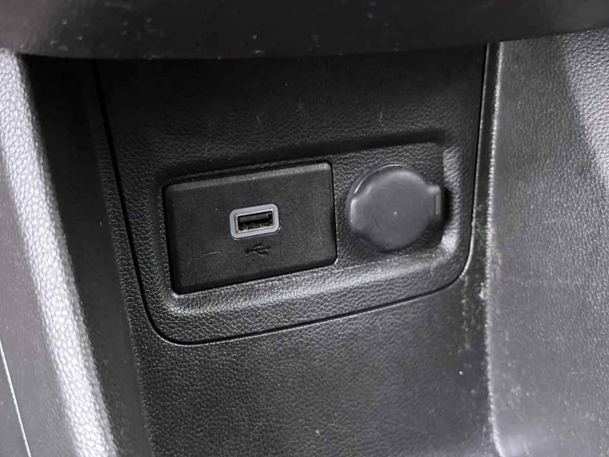 1.0 Online Edition | CarPlay/Android Auto | Parkeersensoren | Cruise Control |
