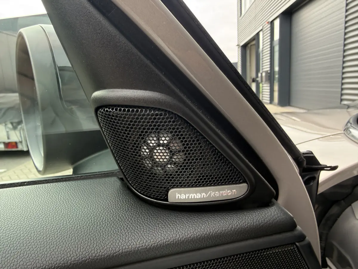 1.5 Cooper SE ALL4 Pano/H&K/Camera/Elec stoelen