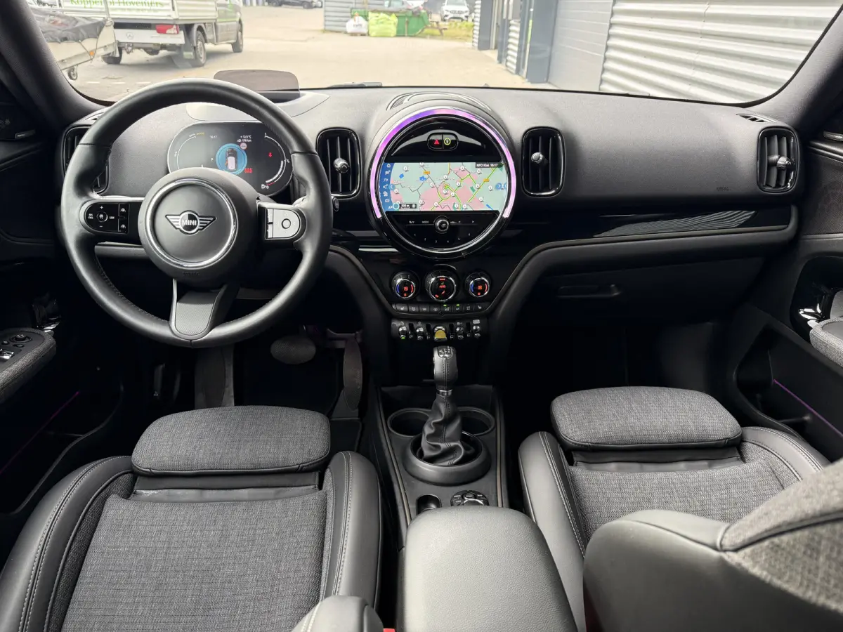 1.5 Cooper SE ALL4 Pano/H&K/Camera/Elec stoelen