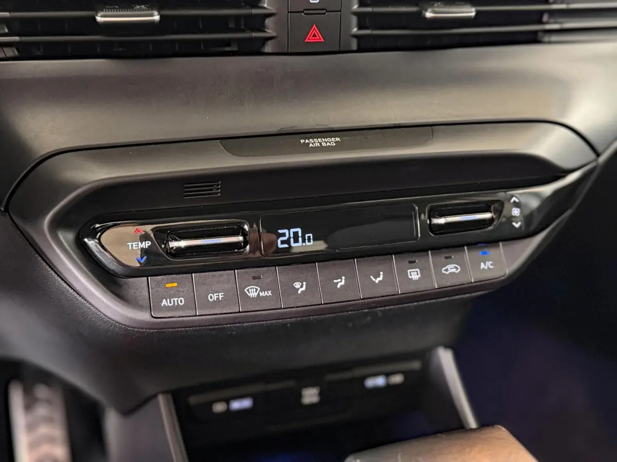 1.0 T-GDI MHEV 88kW Premium DCT