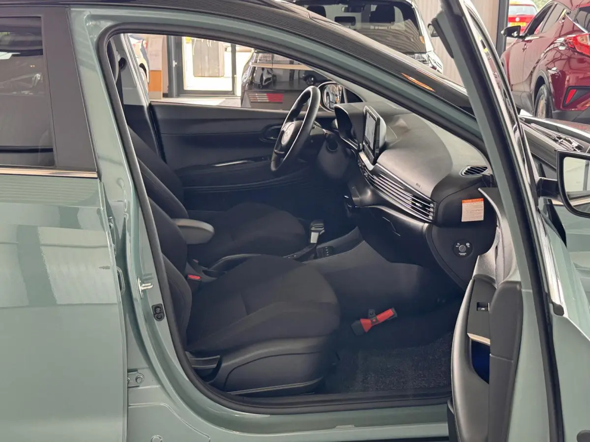 1.0 T-GDI MHEV 88kW Premium DCT