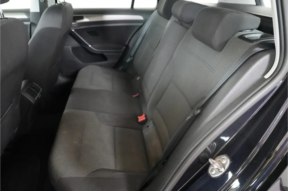 1.6 TDI Comfortline | Trekhaak | Cruise | Navi | Climate |