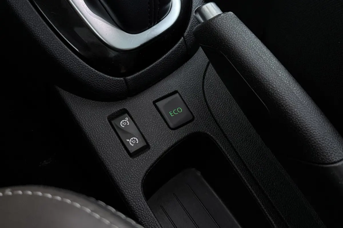 1.2 Intens | Panoramadak | Automaat | Stoelverwarming | Camera | Climate Control | LED | Keyless Entry/Start |