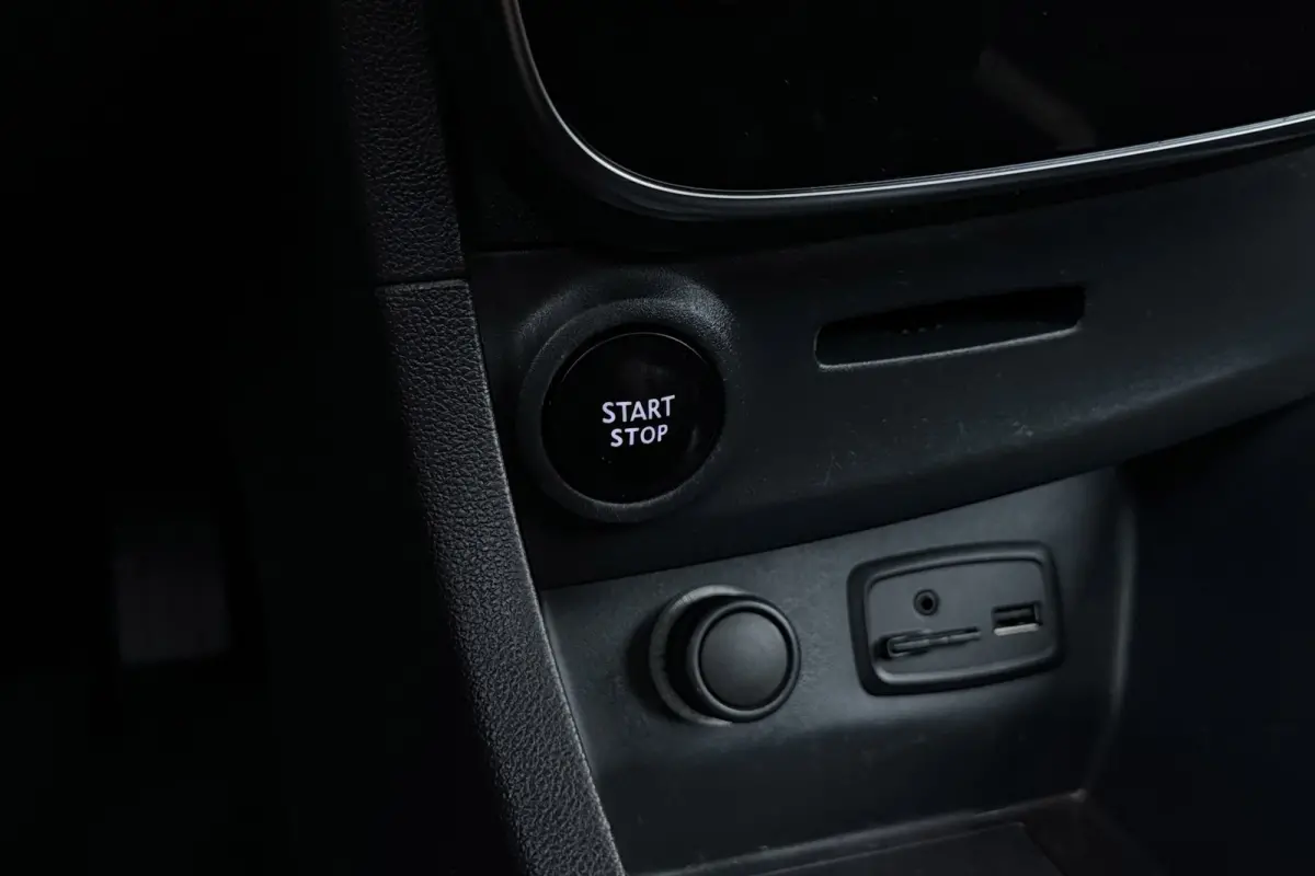 1.2 Intens | Panoramadak | Automaat | Stoelverwarming | Camera | Climate Control | LED | Keyless Entry/Start |