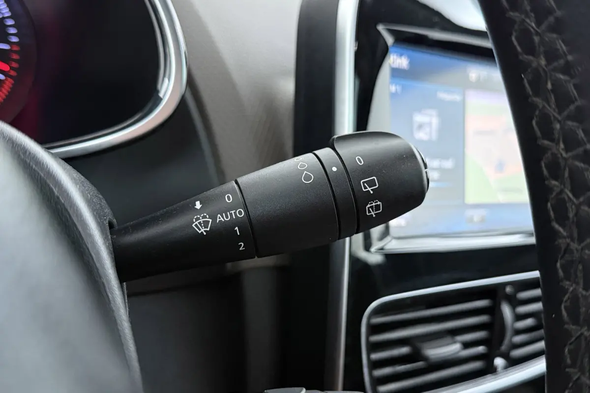 1.2 Intens | Panoramadak | Automaat | Stoelverwarming | Camera | Climate Control | LED | Keyless Entry/Start |