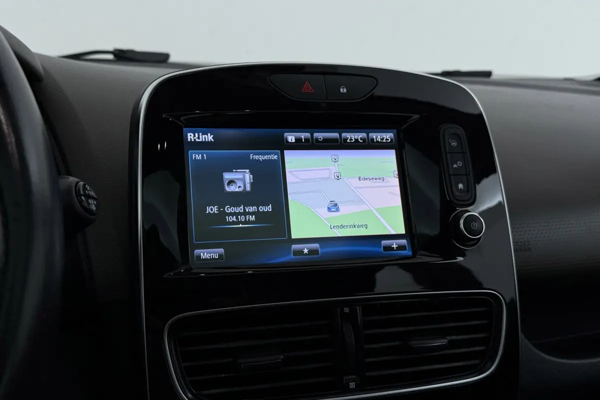 1.2 Intens | Panoramadak | Automaat | Stoelverwarming | Camera | Climate Control | LED | Keyless Entry/Start |