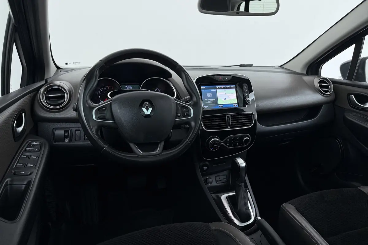 1.2 Intens | Panoramadak | Automaat | Stoelverwarming | Camera | Climate Control | LED | Keyless Entry/Start |