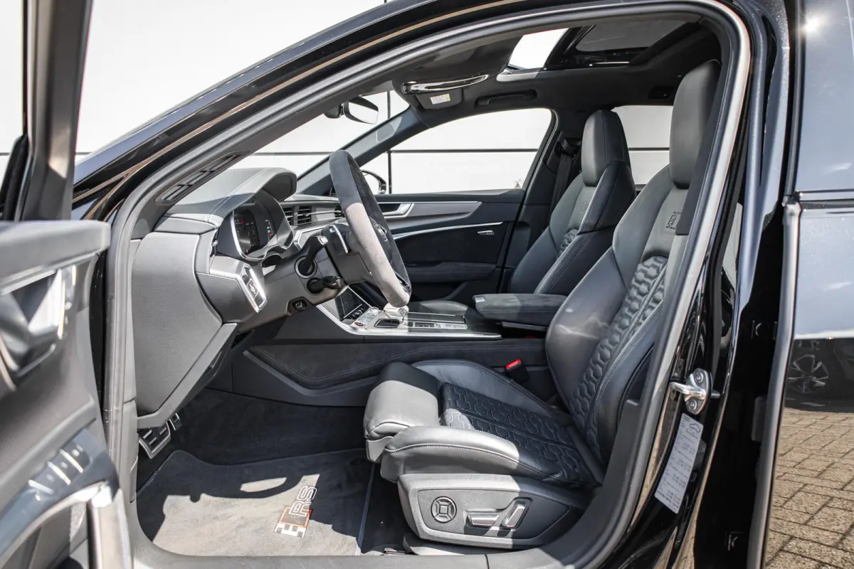 TFSI 600pk quattro 25Y Edition | Panoramadak | HUD | B&O | Keramisch | Trekhaak | ACC