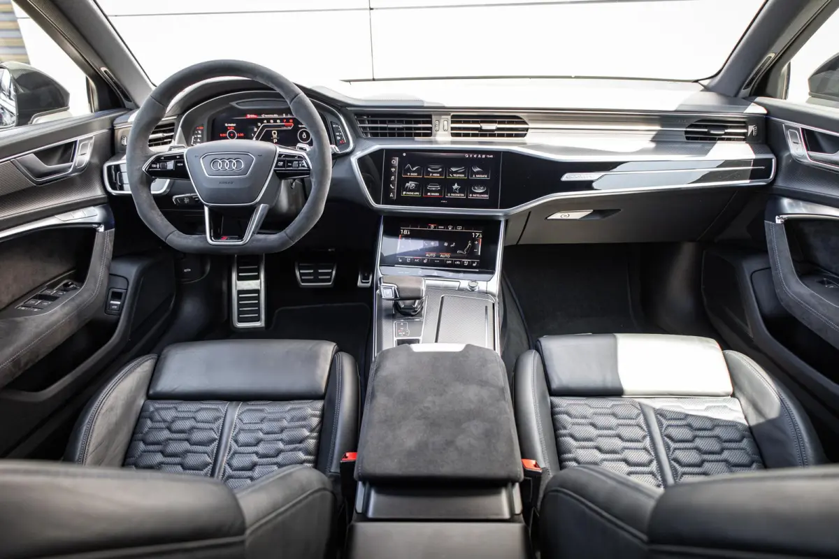 TFSI 600pk quattro 25Y Edition | Panoramadak | HUD | B&O | Keramisch | Trekhaak | ACC