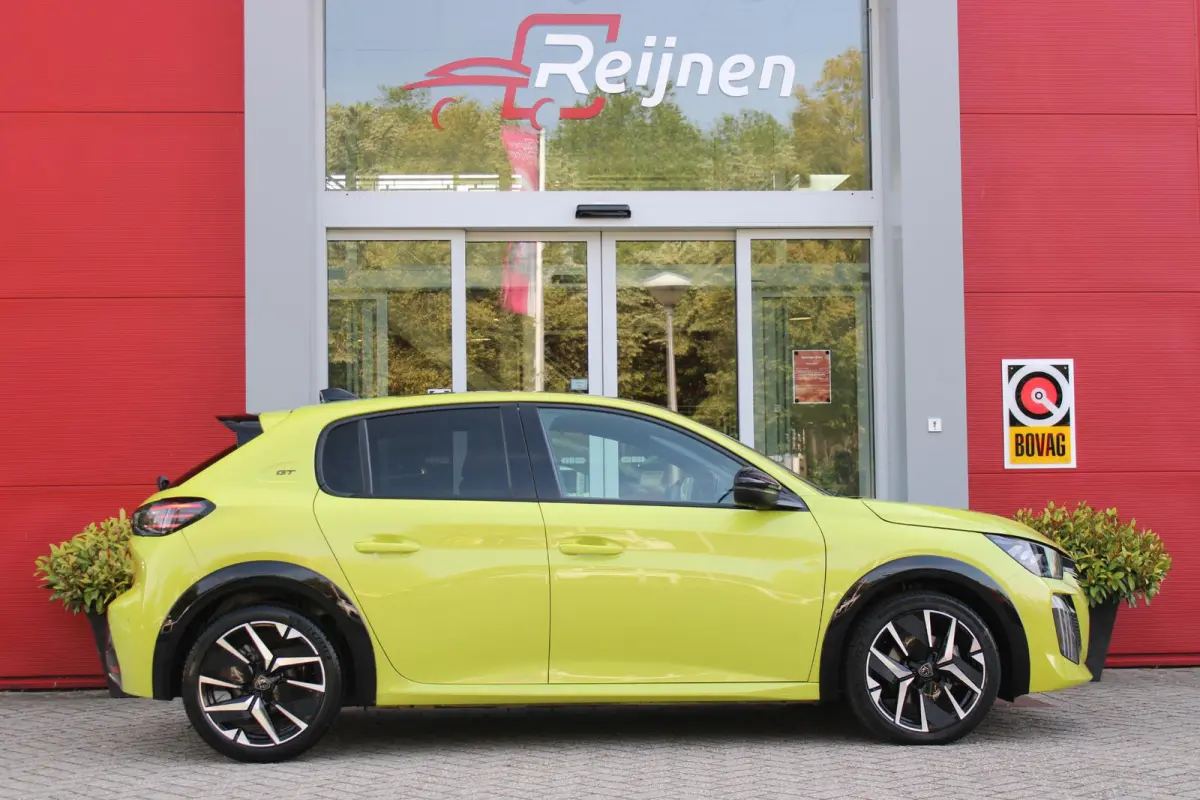 1.2 Hybrid 145PK AUTOMAAT GT | PANORAMA DAK | ADAPTIVE CRUISE CONTROL | KEYLESS ENTRY/START | LICHTMETALEN VELGEN 17" | ACHTERUITRIJ CAMERA | FULL LED KOPLAMPEN | PARKEERSENSOREN VOOR + ACHT