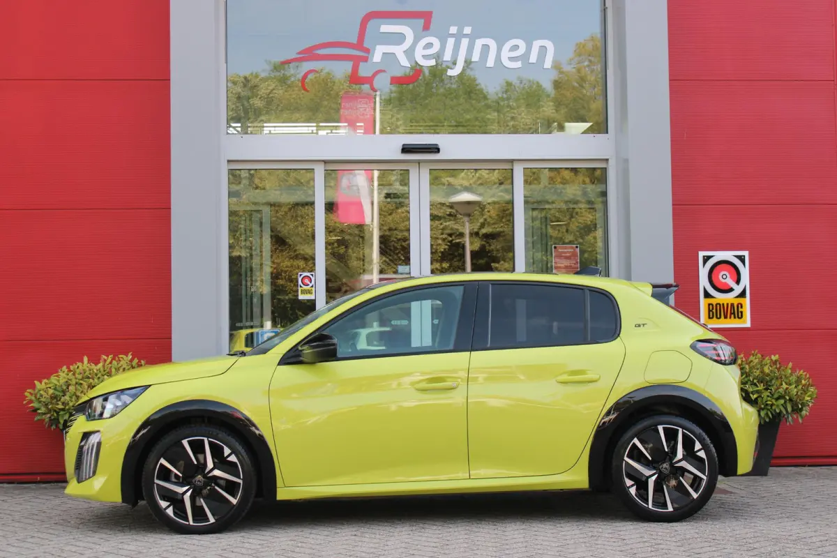 1.2 Hybrid 145PK AUTOMAAT GT | PANORAMA DAK | ADAPTIVE CRUISE CONTROL | KEYLESS ENTRY/START | LICHTMETALEN VELGEN 17" | ACHTERUITRIJ CAMERA | FULL LED KOPLAMPEN | PARKEERSENSOREN VOOR + ACHT