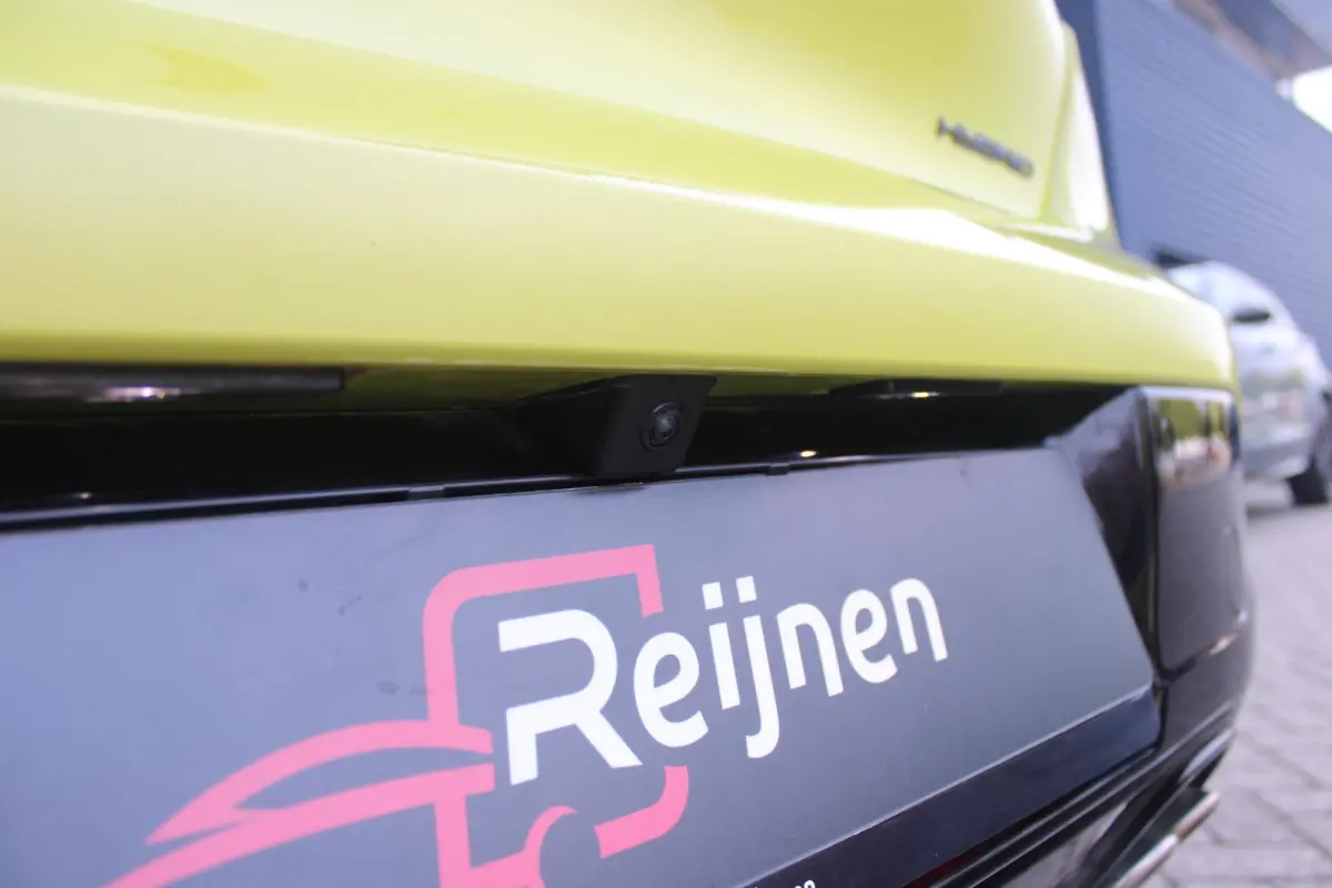 1.2 Hybrid 145PK AUTOMAAT GT | PANORAMA DAK | ADAPTIVE CRUISE CONTROL | KEYLESS ENTRY/START | LICHTMETALEN VELGEN 17" | ACHTERUITRIJ CAMERA | FULL LED KOPLAMPEN | PARKEERSENSOREN VOOR + ACHT