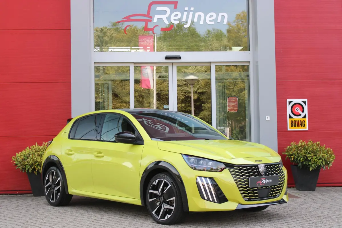 1.2 Hybrid 145PK AUTOMAAT GT | PANORAMA DAK | ADAPTIVE CRUISE CONTROL | KEYLESS ENTRY/START | LICHTMETALEN VELGEN 17" | ACHTERUITRIJ CAMERA | FULL LED KOPLAMPEN | PARKEERSENSOREN VOOR + ACHT