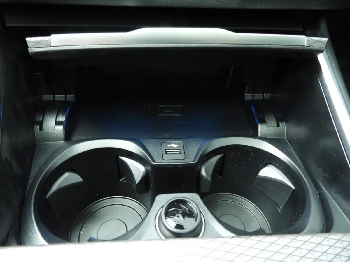 330e M Sportpakket Pro | Panoramadak | Harman Kardon | Driving Assistant Professional | Trekhaak