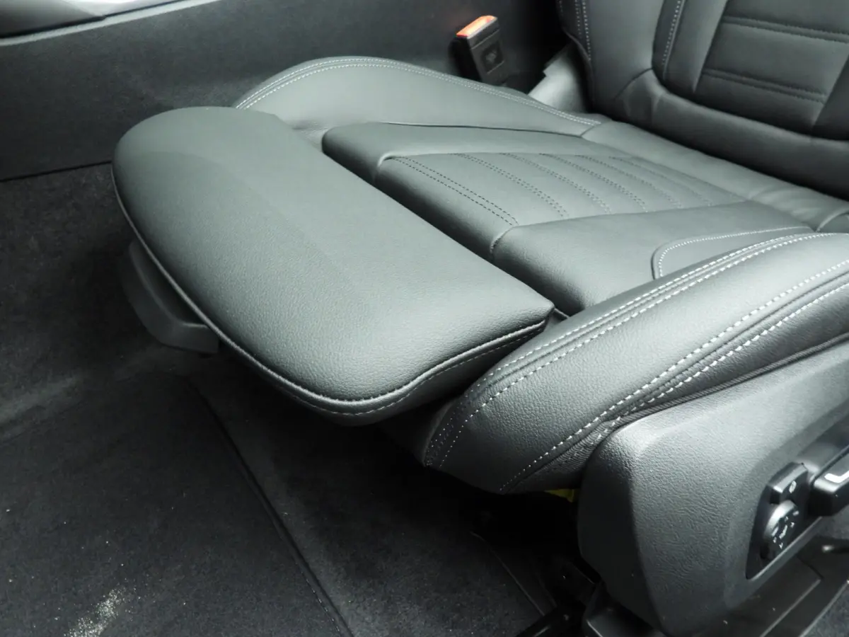 330e M Sportpakket Pro | Panoramadak | Harman Kardon | Driving Assistant Professional | Trekhaak
