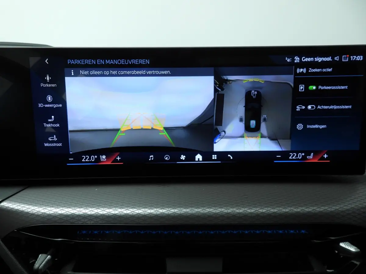 330e M Sportpakket Pro | Panoramadak | Harman Kardon | Driving Assistant Professional | Trekhaak