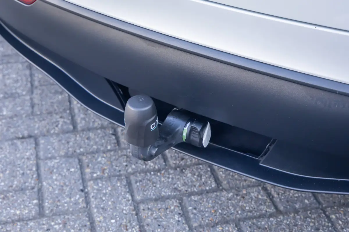 Performance AWD 75 kWh | SOH 95% | Trekhaak | Panoramadak | Dodehoek detectie | 21'' | Memory | Leder | Autopilot | Dodehoek detectie | Electronic climate controle
