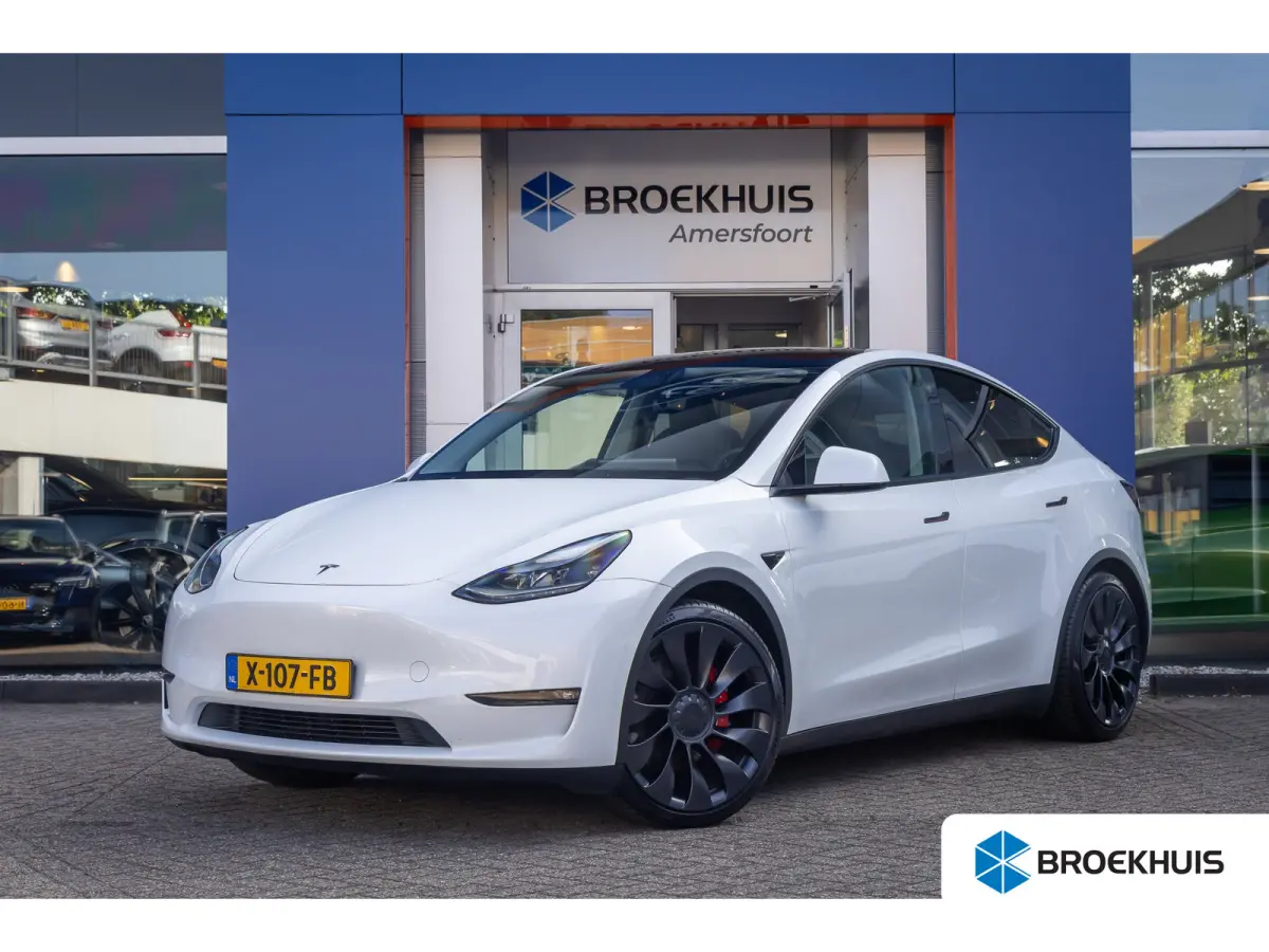 Performance AWD 75 kWh | SOH 95% | Trekhaak | Panoramadak | Dodehoek detectie | 21'' | Memory | Leder | Autopilot | Dodehoek detectie | Electronic climate controle