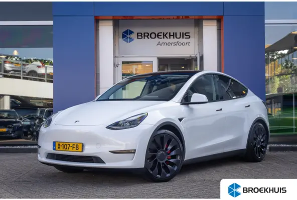Performance AWD 75 kWh | Trekhaak | Panoramadak | Dodehoek detectie | 21'' | Memory | Leder | Autopilot | Dodehoek detectie | Electronic climate controle