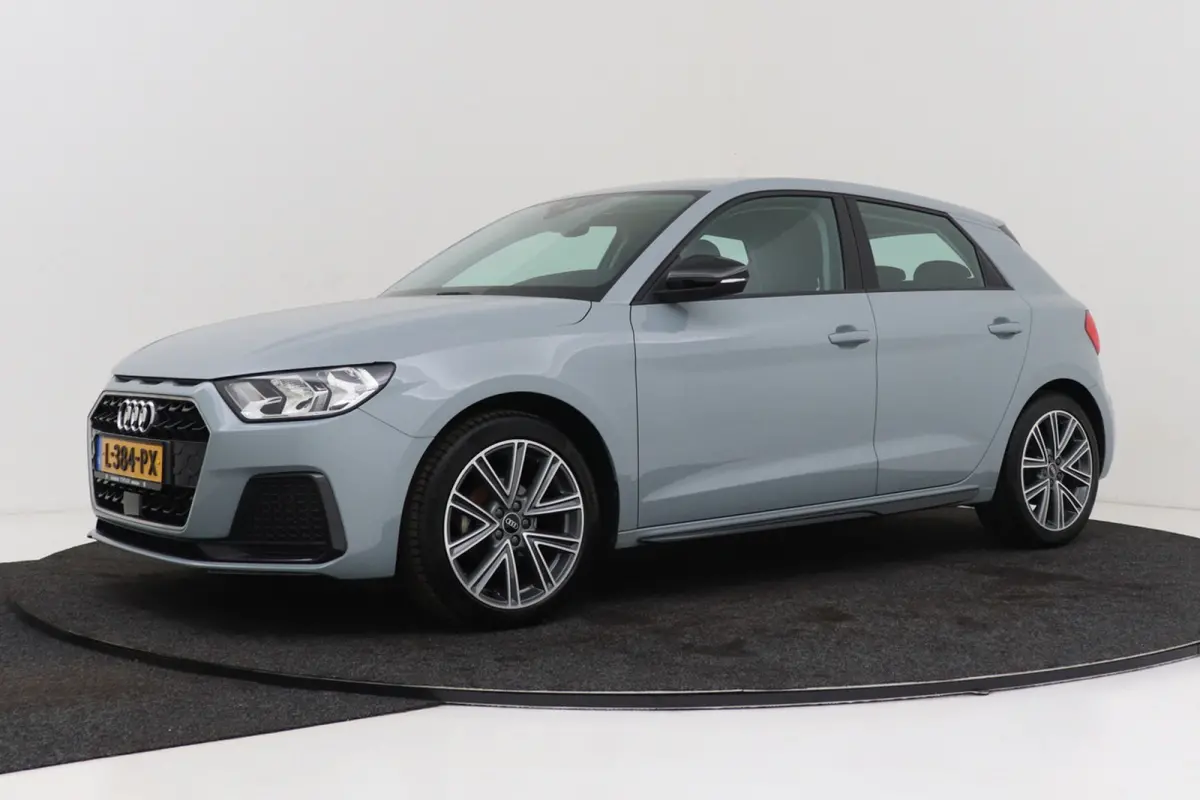 25 TFSI epic | Org. NL | 12000 km!!! | Dealer Onderhouden | Automaat | CarPlay | Cruise Contr. | Parkeersensoren