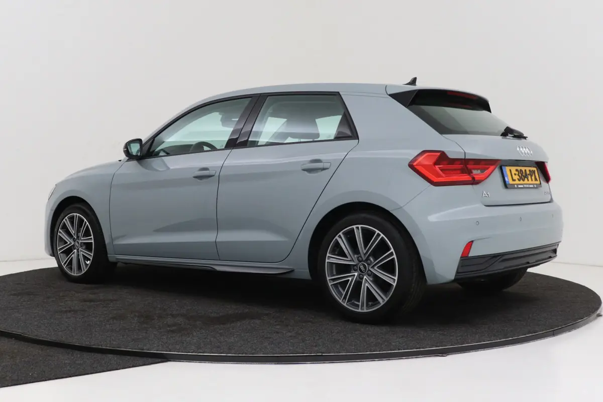 25 TFSI epic | Org. NL | 12000 km!!! | Dealer Onderhouden | Automaat | CarPlay | Cruise Contr. | Parkeersensoren
