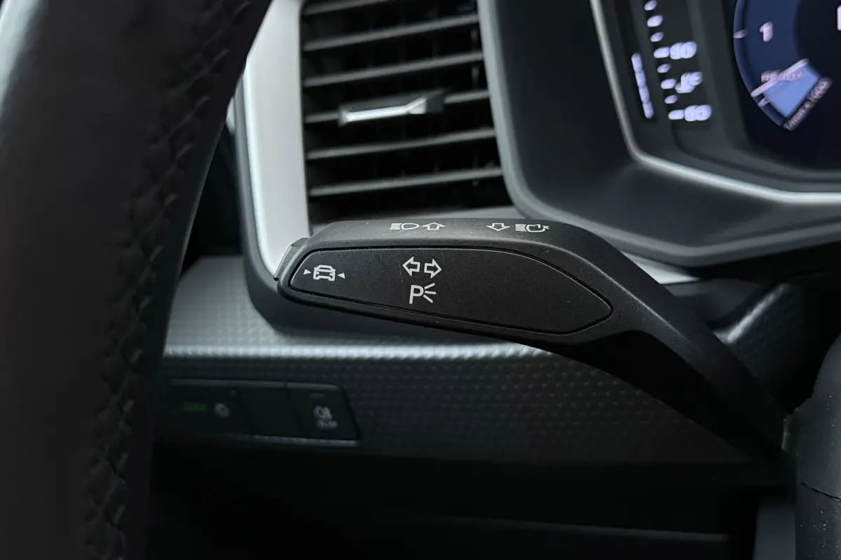 25 TFSI epic | Org. NL | 12000 km!!! | Dealer Onderhouden | Automaat | CarPlay | Cruise Contr. | Parkeersensoren