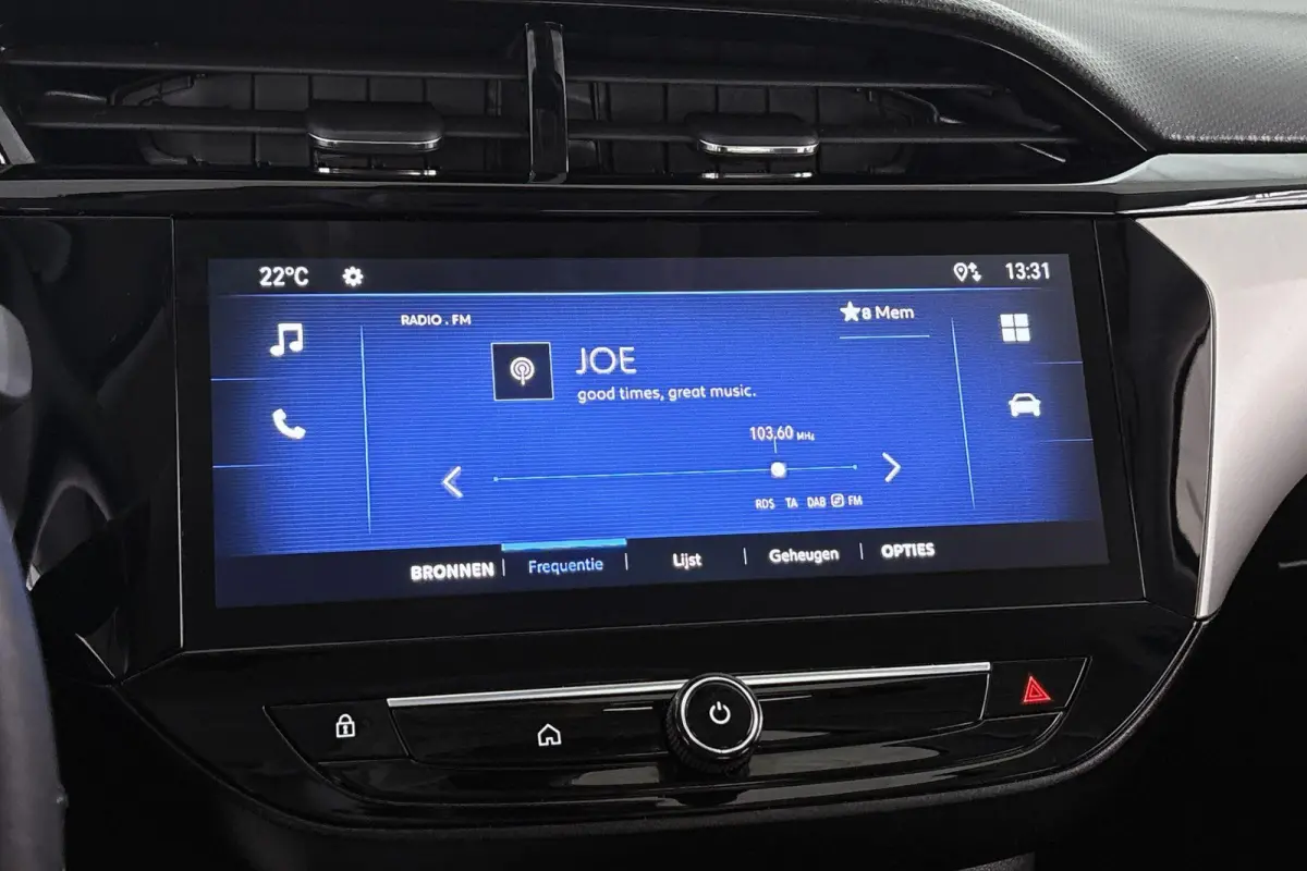 1.2 Edition Camera Apple CarPlay Dodehoek LED 16"