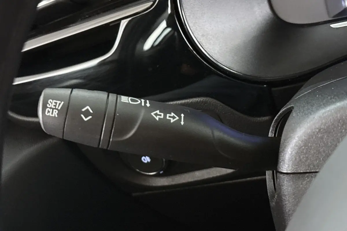 1.2 Edition Camera Apple CarPlay Dodehoek LED 16"