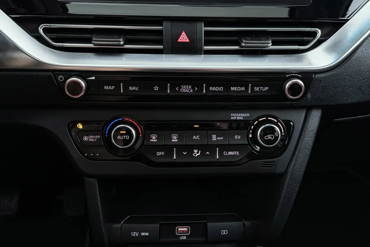 DynamicPlusLine 64 kWh | Org NL | Panoramadak | SOH 94% | CarPlay | 3-Fase | Stoel-/Stuurverwarming | Adap. Cruise |