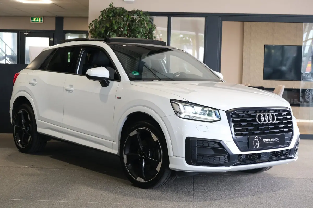 1.4 TFSI S-Line S-tronic Pano Virtual Led B&O Acc