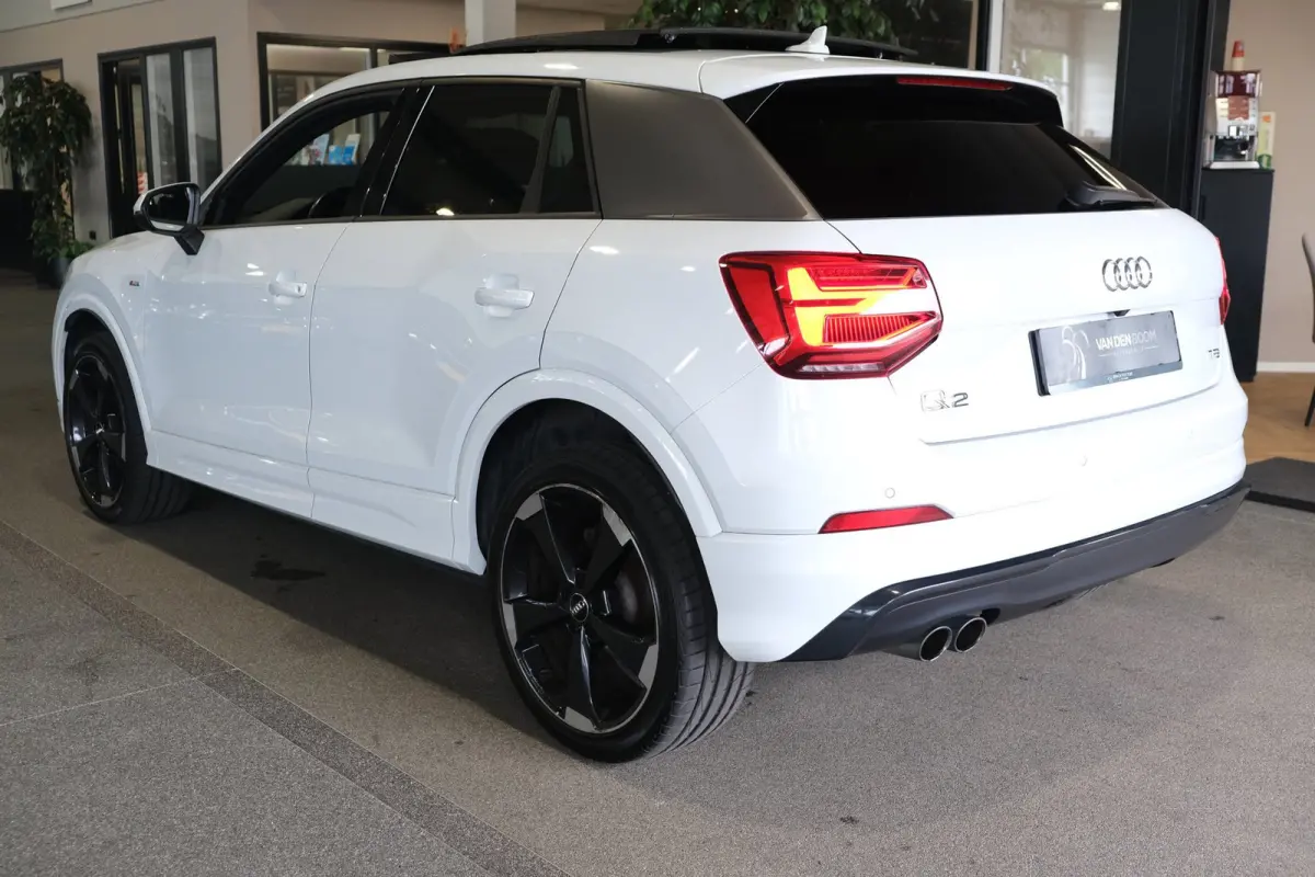 1.4 TFSI S-Line S-tronic Pano Virtual Led B&O Acc