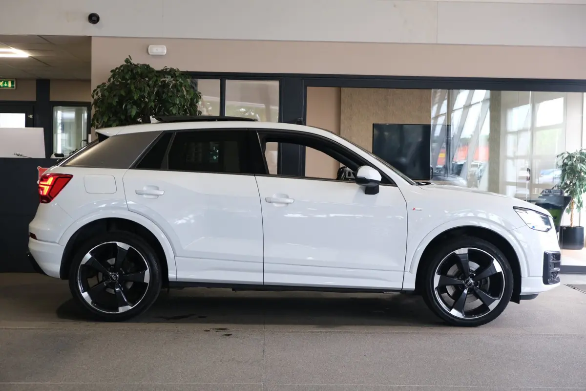 1.4 TFSI S-Line S-tronic Pano Virtual Led B&O Acc