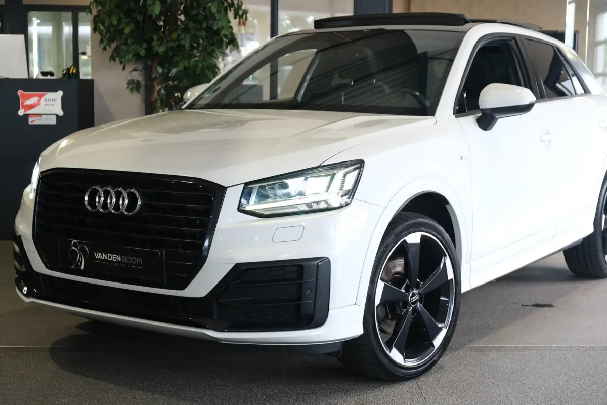 1.4 TFSI S-Line S-tronic Pano Virtual Led B&O Acc