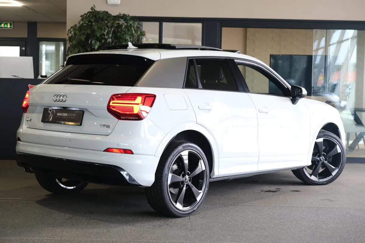 1.4 TFSI S-Line S-tronic Pano Virtual Led B&O Acc