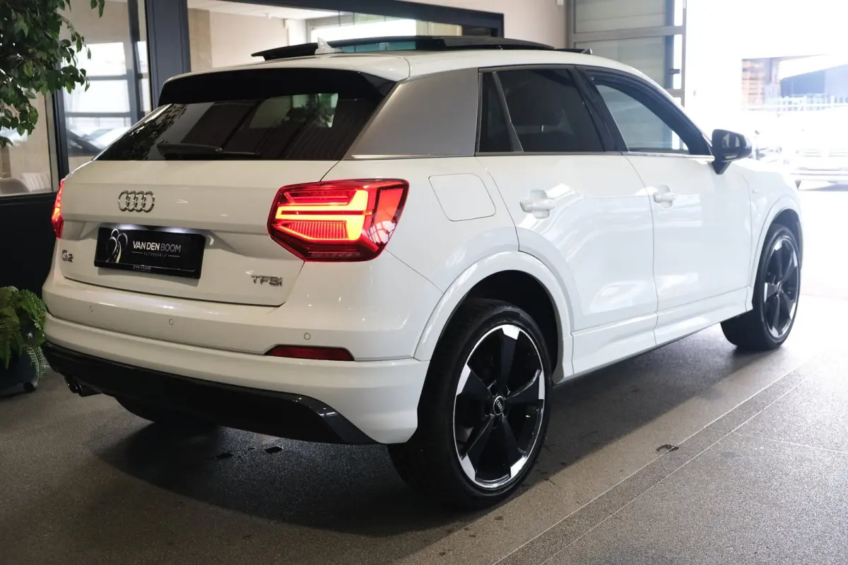 1.4 TFSI S-Line S-tronic Pano Virtual Led B&O Acc