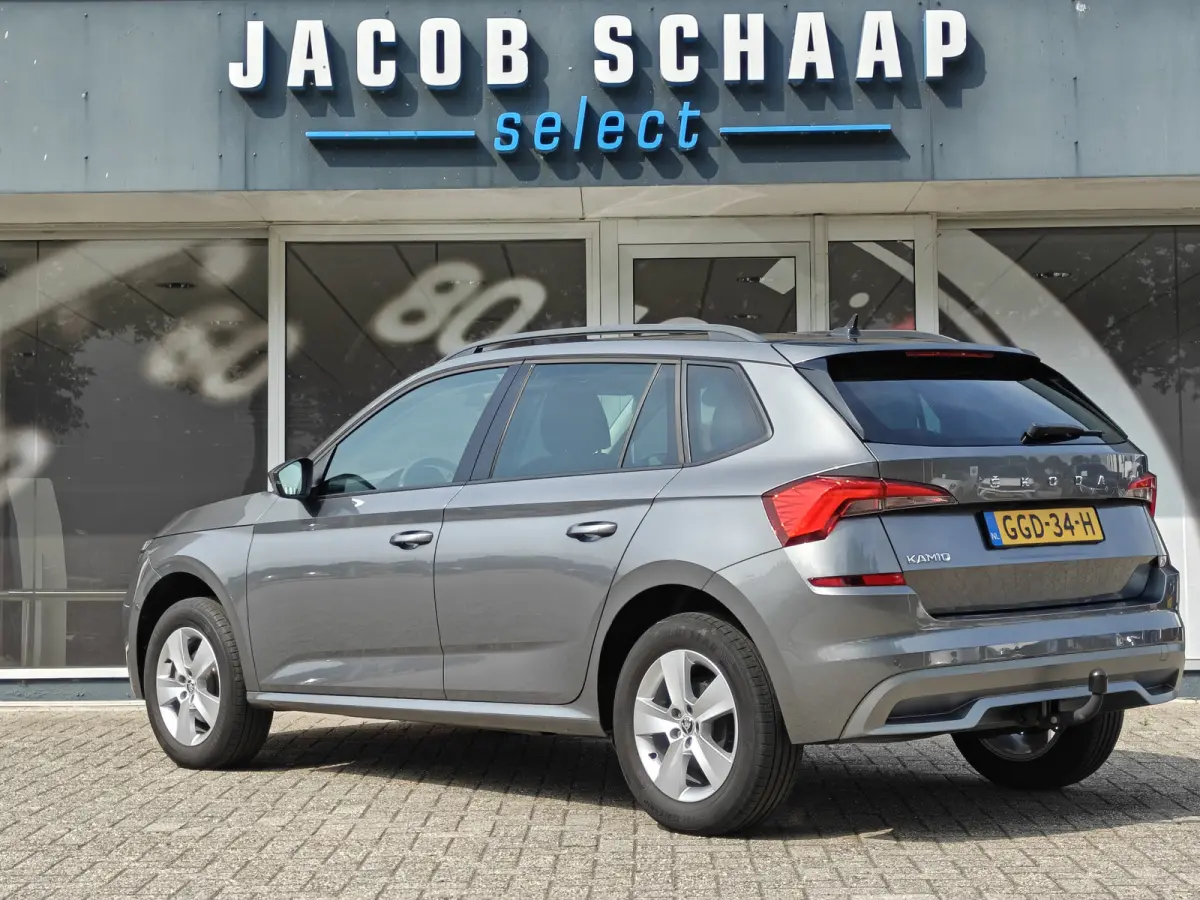 1.0 TSI Ambition / Trekhaak / Carplay / Cruise Control / DAB / 16'' /