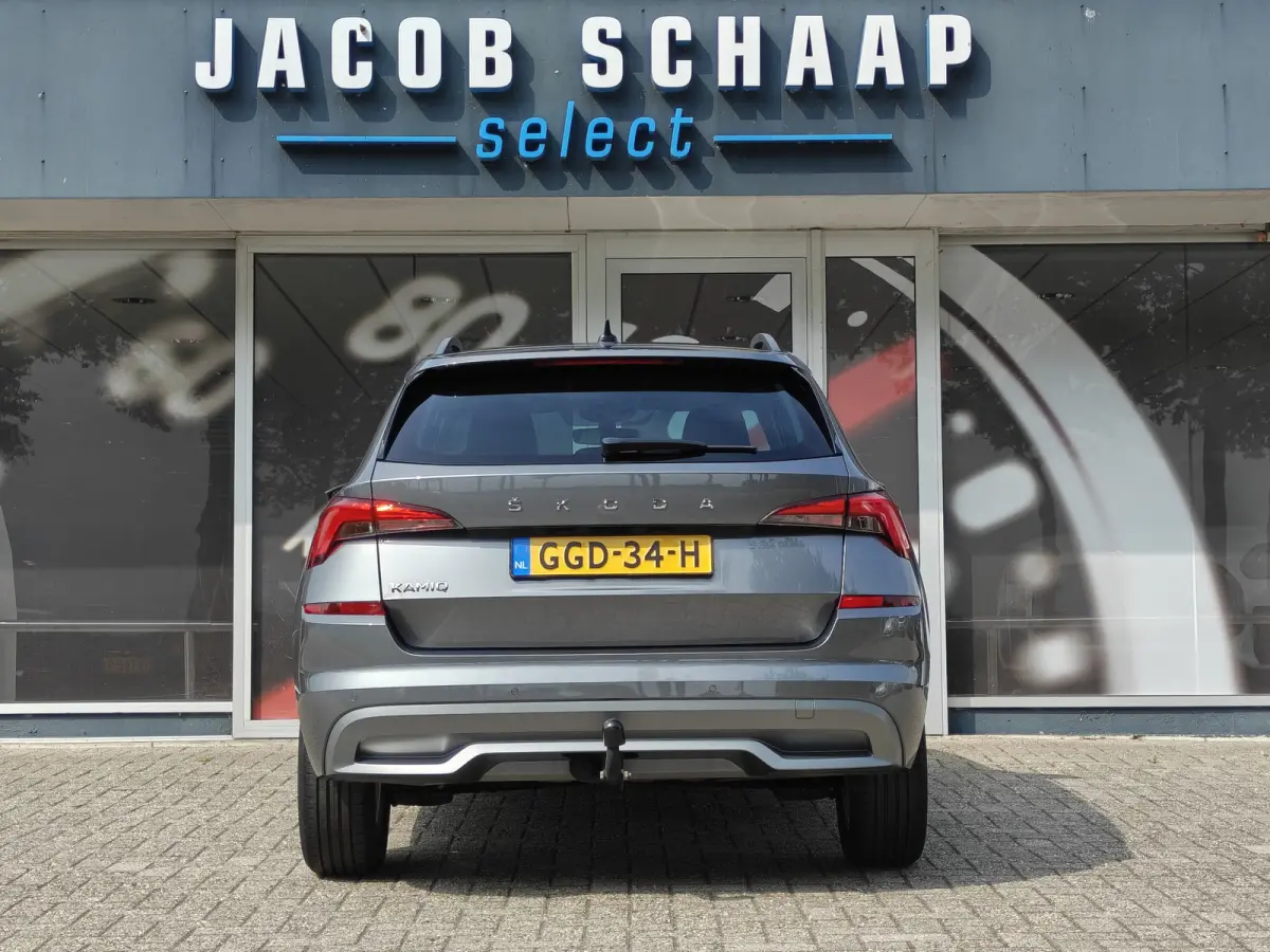 1.0 TSI Ambition / Trekhaak / Carplay / Cruise Control / DAB / 16'' /
