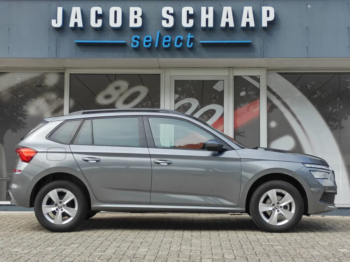 1.0 TSI Ambition / Trekhaak / Carplay / Cruise Control / DAB / 16'' /